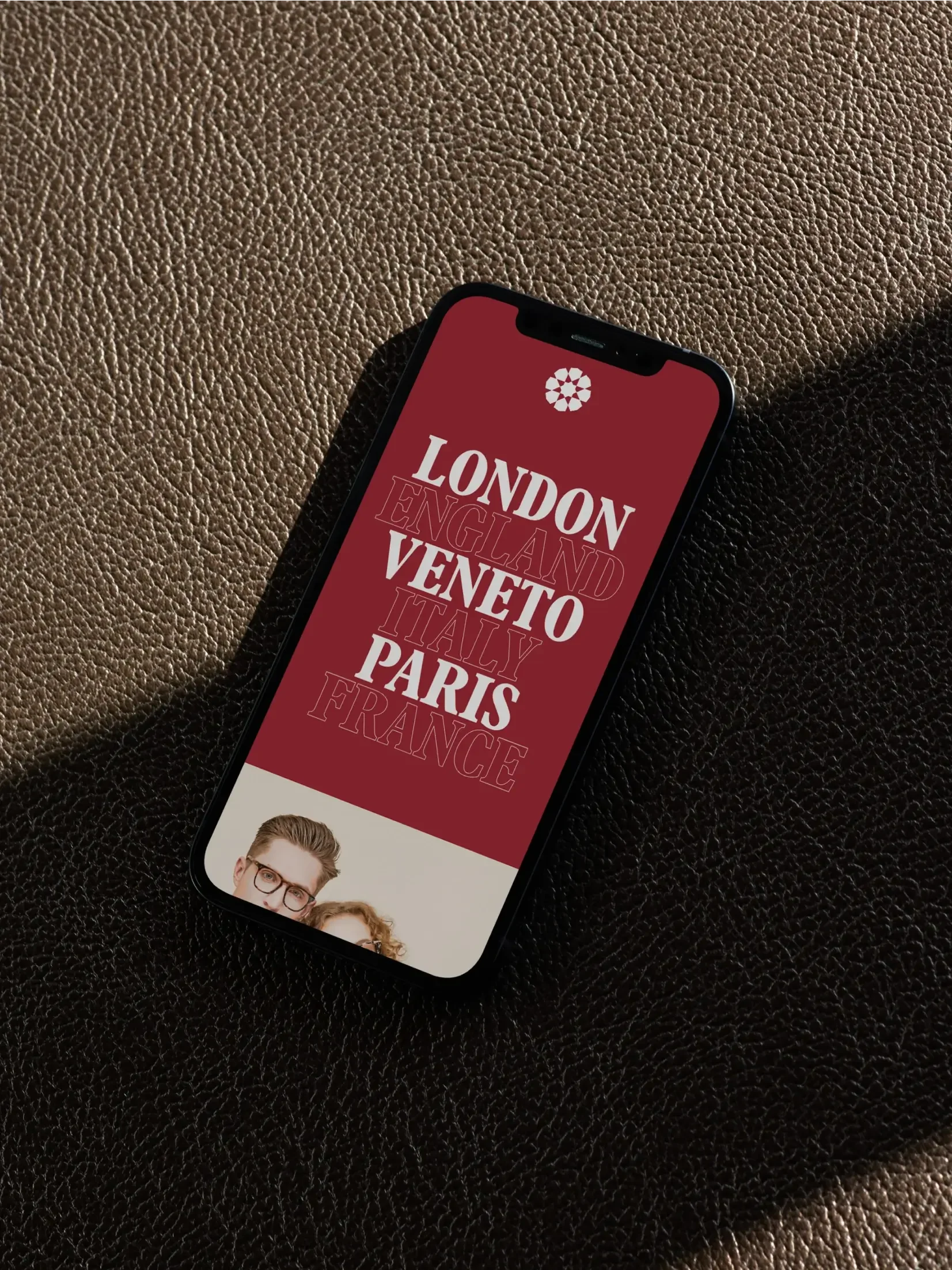 Bloobloom phone graphic by Bodkin Studio.